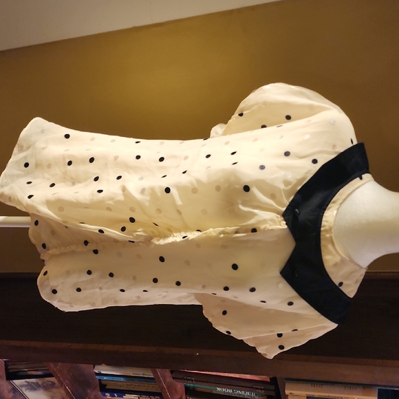 Marc By Marc Jacobs Tops - Marc By Marc Jacobs Cream and Black Blouse